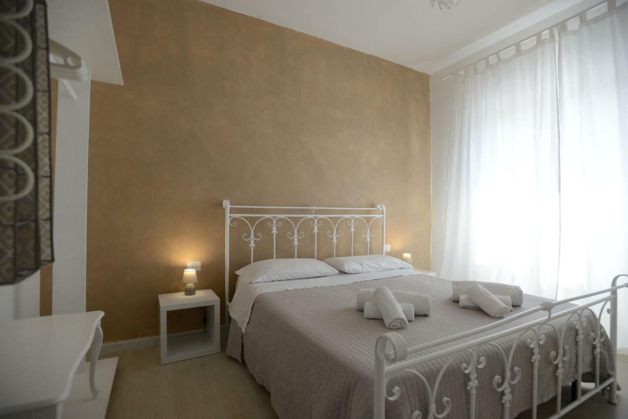 82 Couette-café Alghero